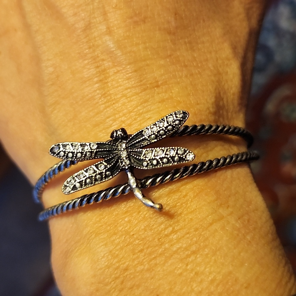 Elegant Silver Colored Faux Diamond Dragonfly Bracelet